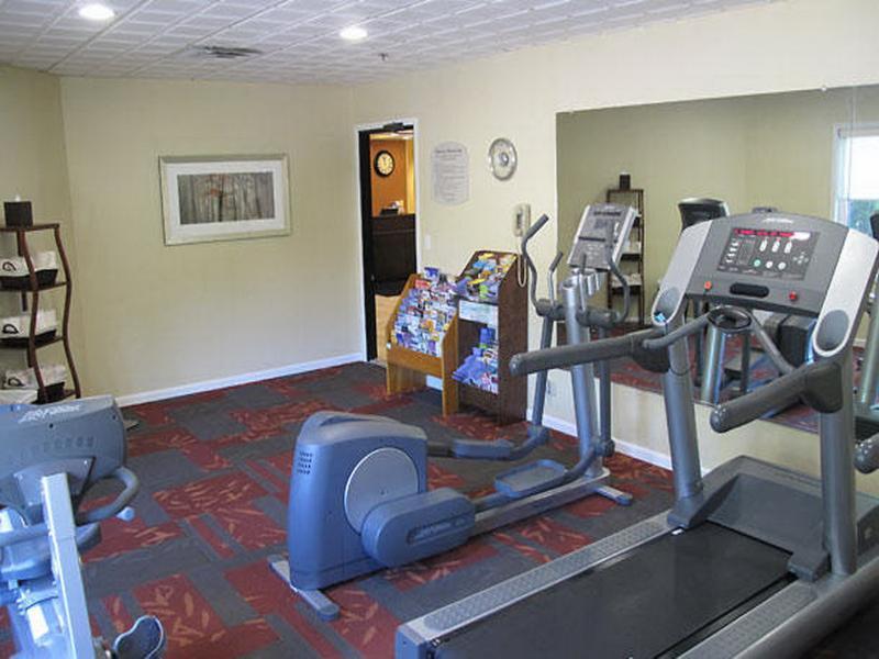 Albany Airport Inn And Suites Latham Ανέσεις φωτογραφία