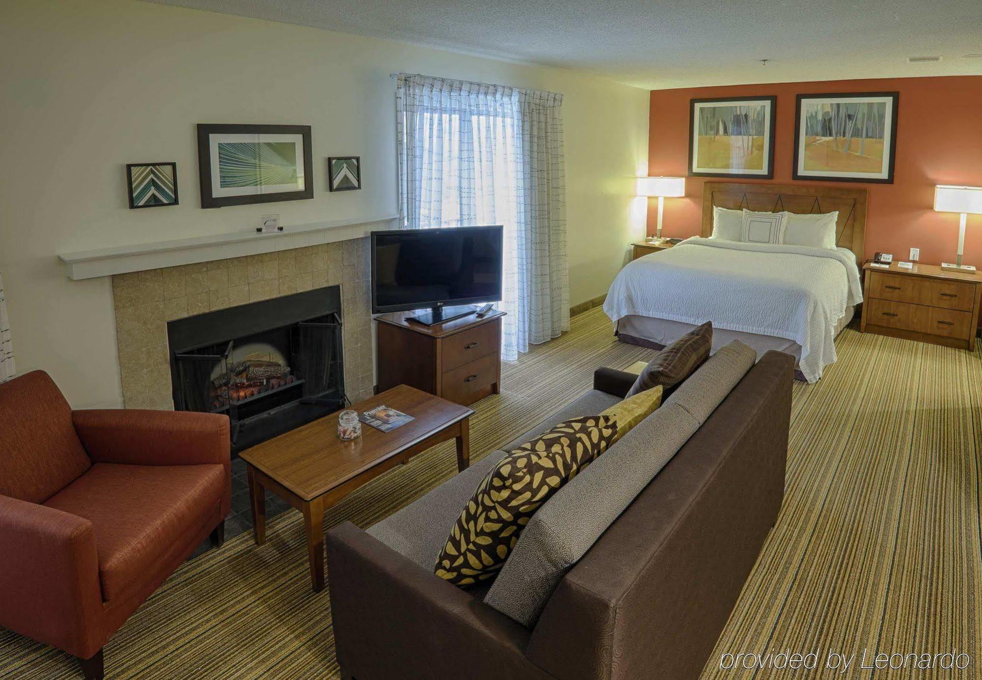 Albany Airport Inn And Suites Latham Εξωτερικό φωτογραφία