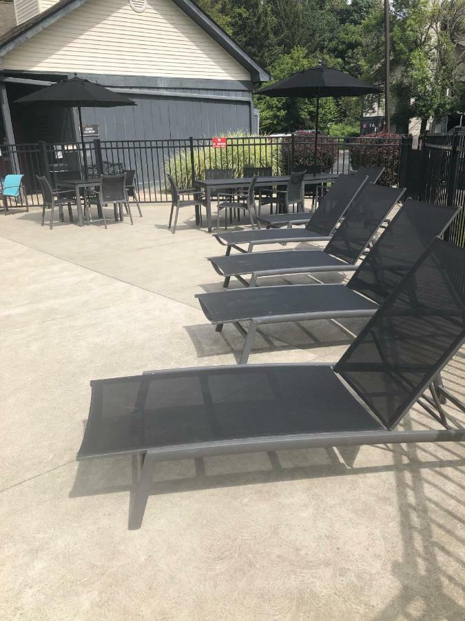Albany Airport Inn And Suites Latham Εξωτερικό φωτογραφία