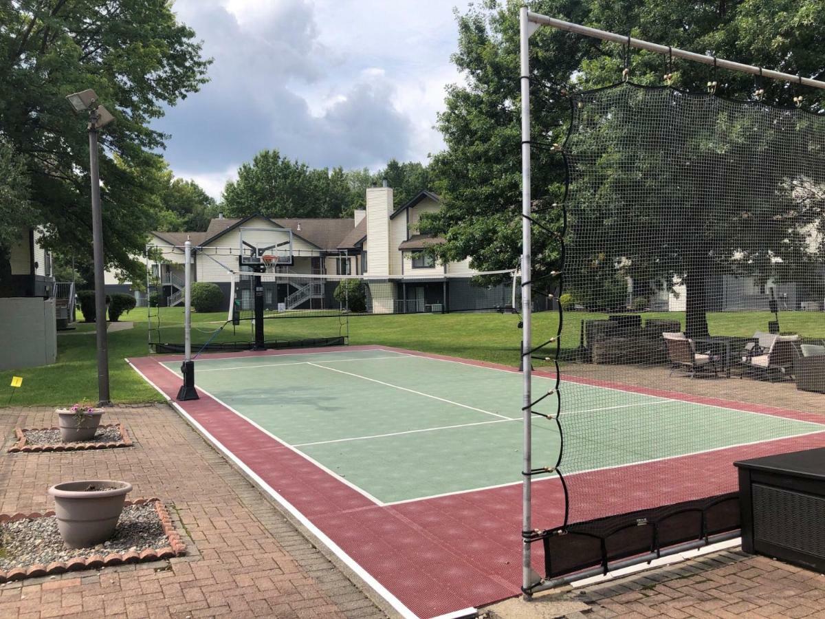 Albany Airport Inn And Suites Latham Εξωτερικό φωτογραφία